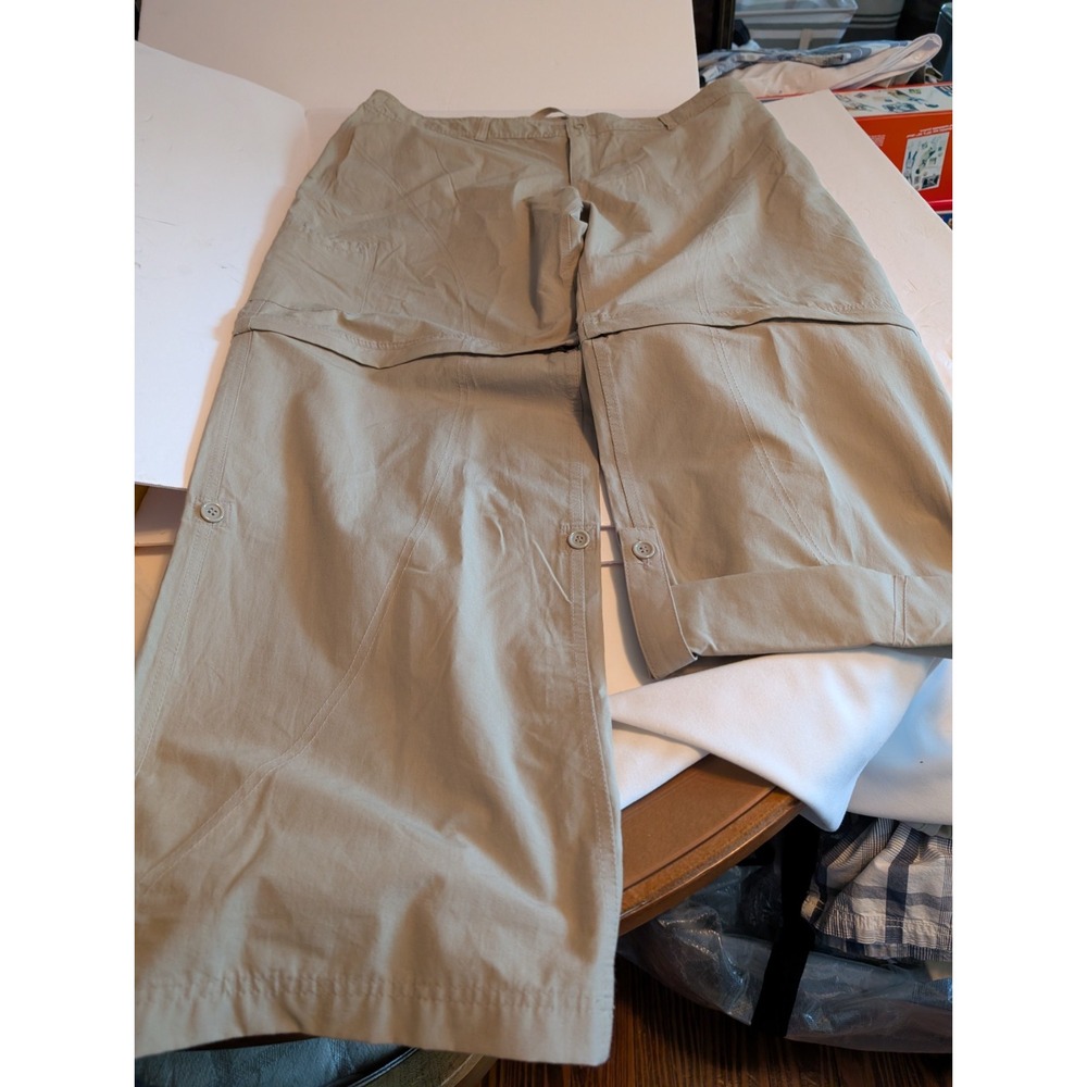 Women's Danskin Cargo Pants size XL 16-18 Khaki in Beige